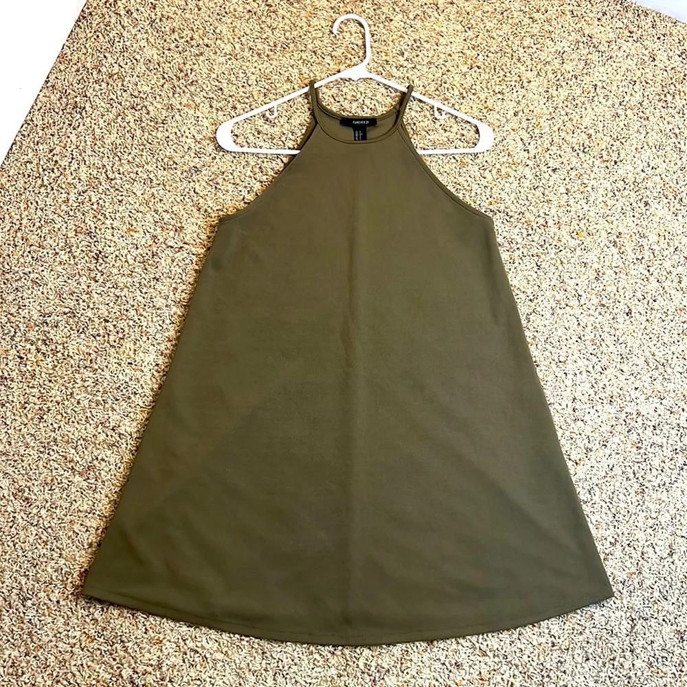 Olive Green Size Small - Picture 1 of 4